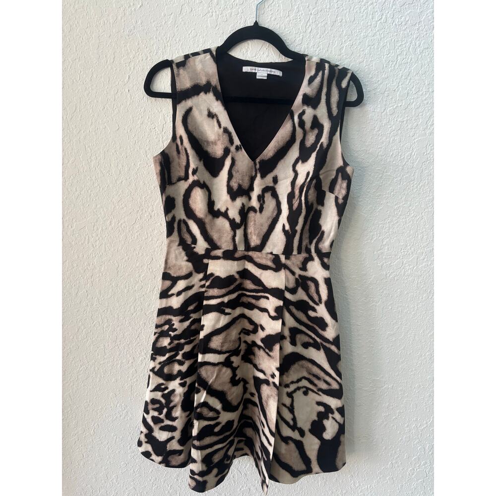 Diane Von Furstenberg Renna Mini Dress Leopard $325 Wool Silk Sz 8 Medium M1